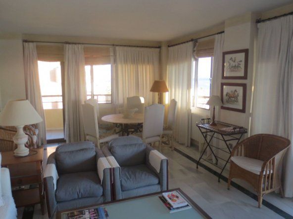 Apartamento primera linea de playa en venta vistas al mar