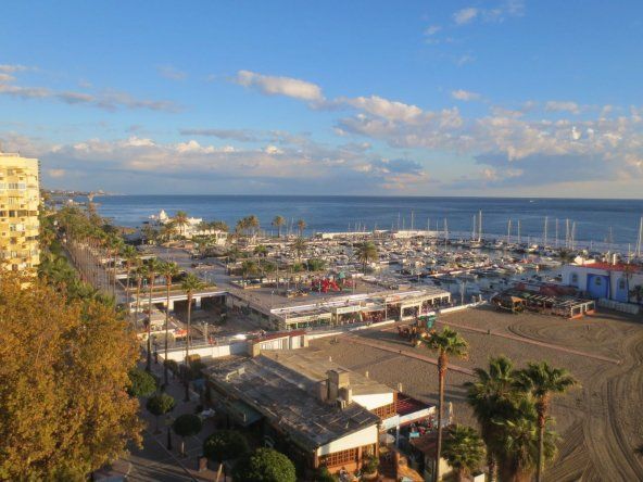 venta apartamento en marbella primera linea de playa