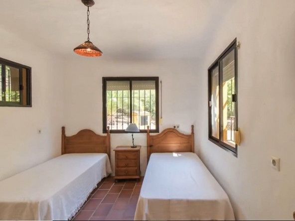 Villa-for-sale-sotogrande-cotage